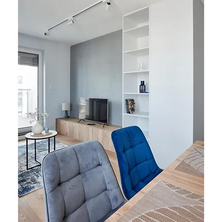 Lasek Marcelinski Comfy