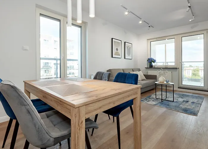 Lasek Marcelinski Comfy * ポズナン